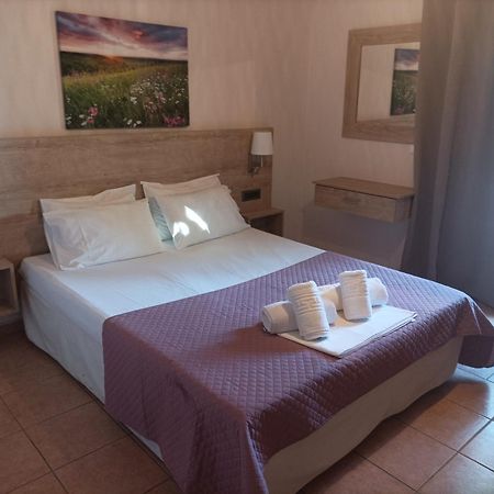 Nikolaos Studios Skala Skala  Luaran gambar