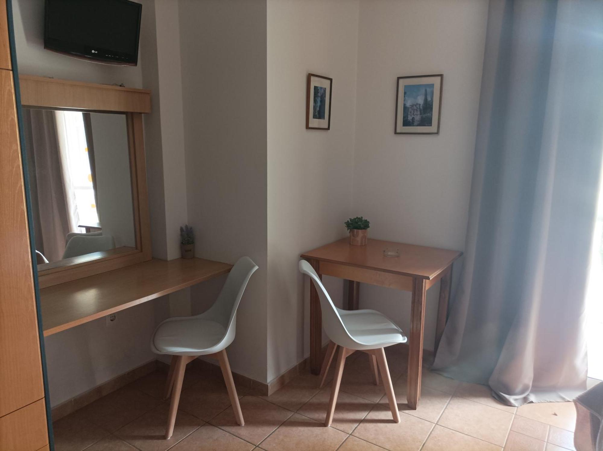 Nikolaos Studios Skala Skala  Luaran gambar
