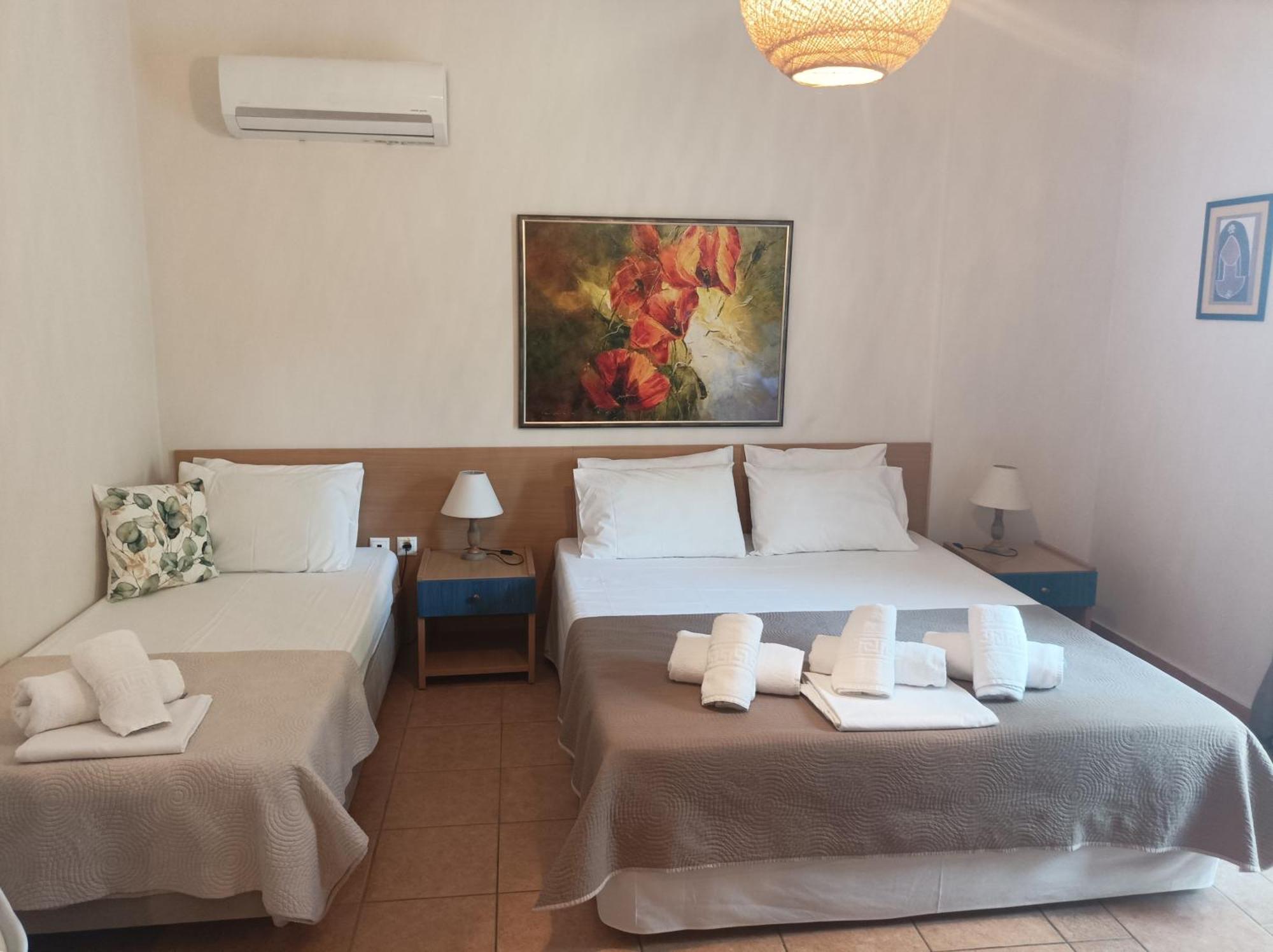 Nikolaos Studios Skala Skala  Luaran gambar
