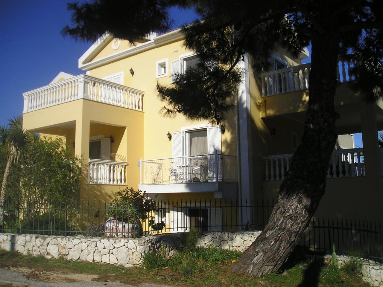 Nikolaos Studios Skala Skala  Luaran gambar